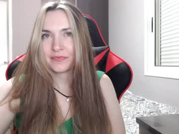 webcam girl naughty_popa live cam image #6080370