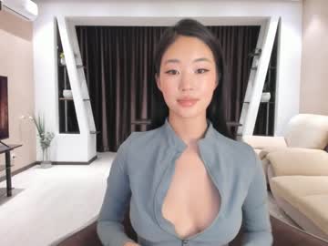 webcam girl hinakura_lim live cam image #4547637