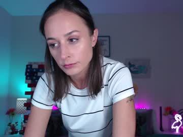 webcam girl holihurricane live cam image #4458941