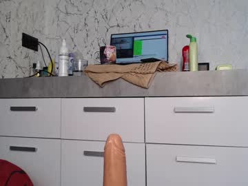 webcam girl simplegirl1996 live cam image #2347773