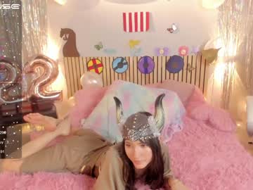 webcam girl little_effy18 live cam image #4392652