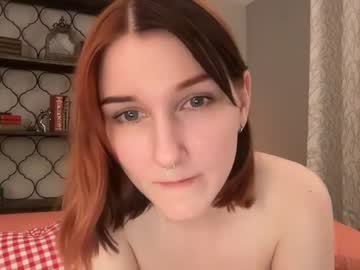 webcam girl tinytittytia live cam image #6388627