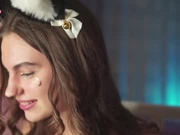 webcam girl hoolybunny live cam image #5593392