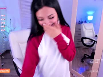 webcam girl sweet_littleee live cam image #4950943
