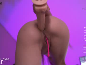 webcam girl lil_eva live cam image #2694316