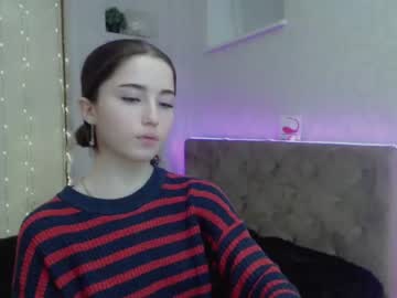 webcam girl alma_harrison live cam image #1134754
