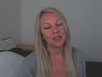 webcam girl britneybrink live cam image #5528292