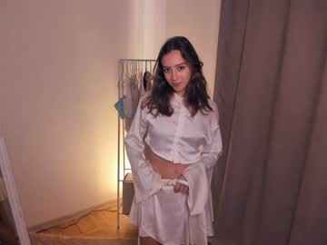 webcam girl wave_of_happy_ live cam image #5756011