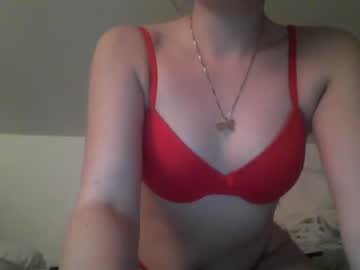 webcam girl cassie_kitten live cam image #1165640