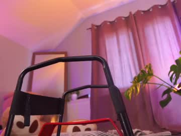 webcam girl juicyandthepussyblvd live cam image #2318438