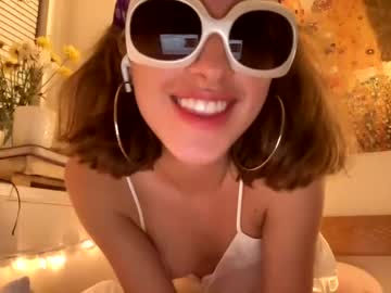 webcam girl collegemysterygirl live cam image #1123603