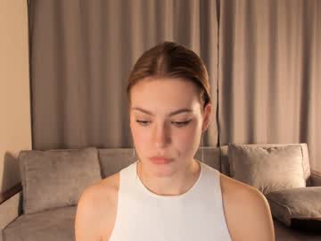 webcam girl petrachristley live cam image #6340972