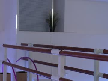 webcam girl floret_joy live cam image #6596907
