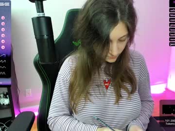 webcam girl alexa_dream live cam image #3835380