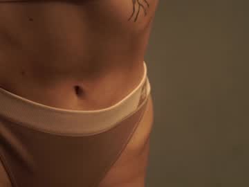 webcam girl cuteelsa_ live cam image #4895097