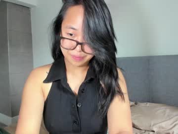 webcam girl naughtynerdygirl live cam image #6397210