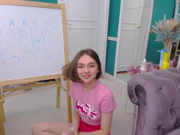 webcam girl adelewilson__ live cam image #689192