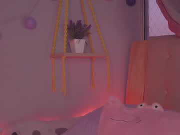 webcam girl kittenmoon_ live cam image #4057289