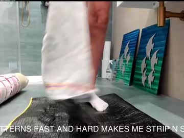 webcam girl lets_slip_and_slide live cam image #5251678