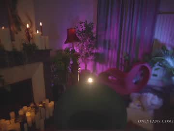 webcam girl lucieoude_ live cam image #3277674