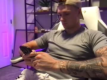 webcam man mrryanvoss live cam image #7041820