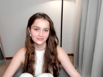 webcam girl creammraspberry live cam image #4938605