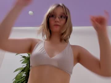 webcam girl laurachane live cam image #4006813