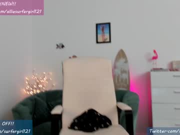 webcam girl surfergirl121 live cam image #1977775