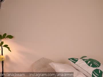webcam girl dreamana live cam image #1717423