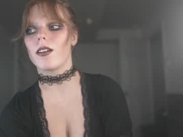 webcam girl crimsonxrapture live cam image #1216269