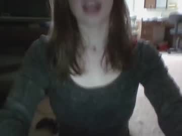 webcam girl plant_baby live cam image #4400266