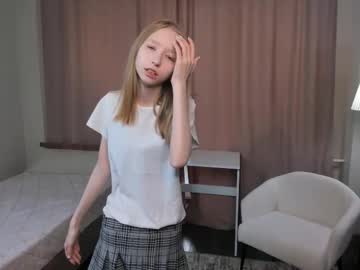 webcam girl lynetcheckley live cam image #7108396