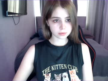 webcam girl tripleprinces live cam image #5240298