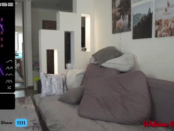 webcam girl oxxme live cam image #3701072