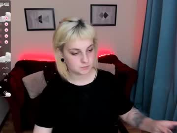 webcam girl yolandi_toit live cam image #2215216