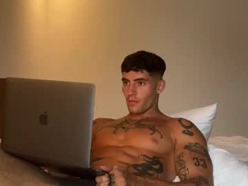 webcam man dannyboywonder123 live cam image #7076998