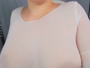 webcam girl nerdy_freyua live cam image #6893500