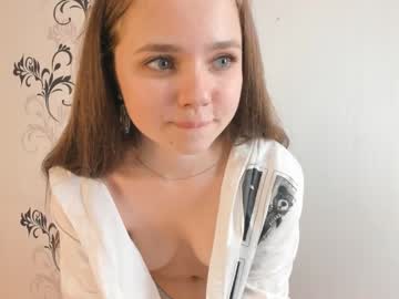 webcam girl mila_milka_ live cam image #5112940