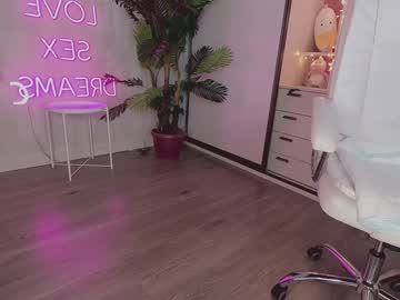 webcam girl hi_teika live cam image #2376847