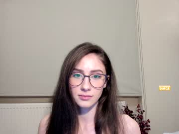 webcam girl snowww_white live cam image #3511919
