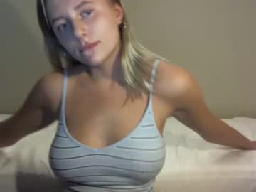 webcam girl inwonderland0 live cam image #216331