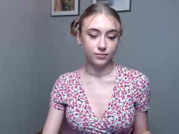 webcam girl marin_na live cam image #4144237