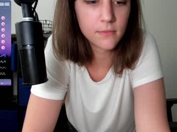 webcam girl alexa_dream live cam image #3227596