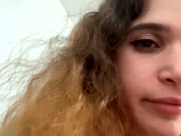 webcam girl lenapriya live cam image #3560242