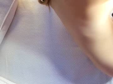 webcam girl kisimoto_key live cam image #2682833