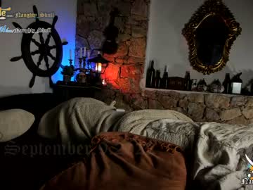 webcam girl naughty_skull live cam image #2675977
