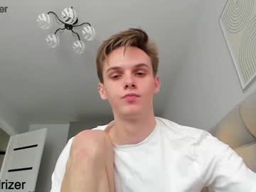 webcam man horny_jerk_roy_prick2001 live cam image #1426105