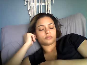webcam girl lonelygirl__ live cam image #1200743