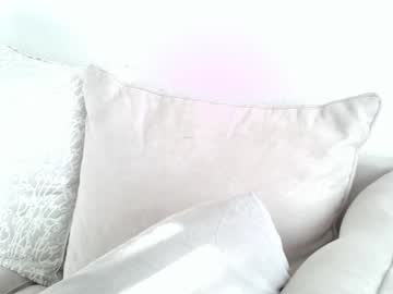 webcam girl genesismoselle live cam image #4535732