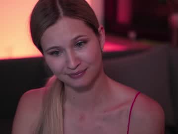 webcam girl stella_and_stephan live cam image #4556912